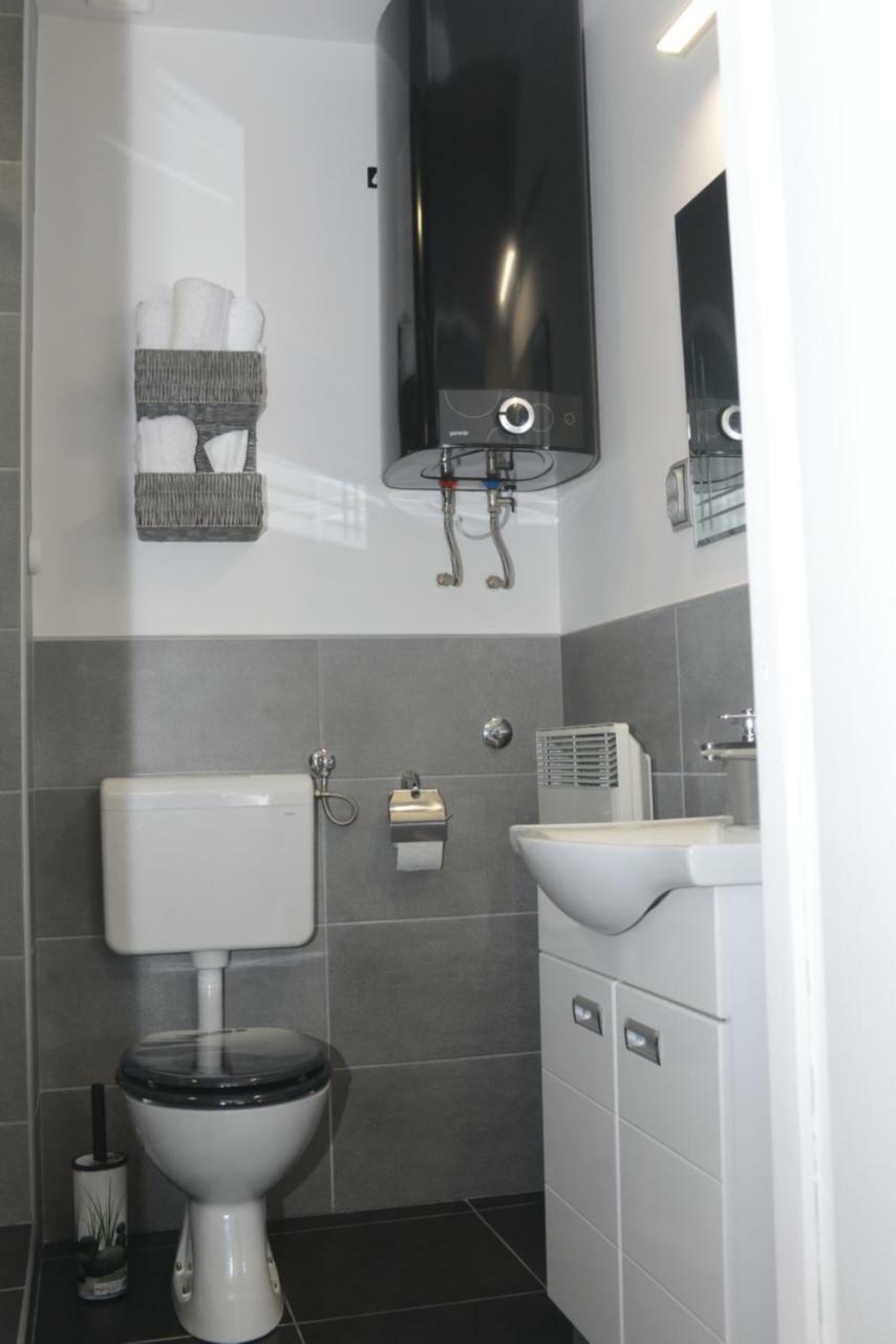 Bed&Bike Apartman Karlóca Kültér fotó